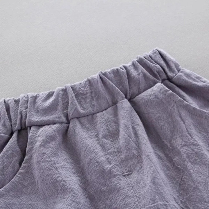 Conjunto SunnyKids: conforto, leveza e estampa exclusiva para meninos aproveitarem o verão. Varialle.