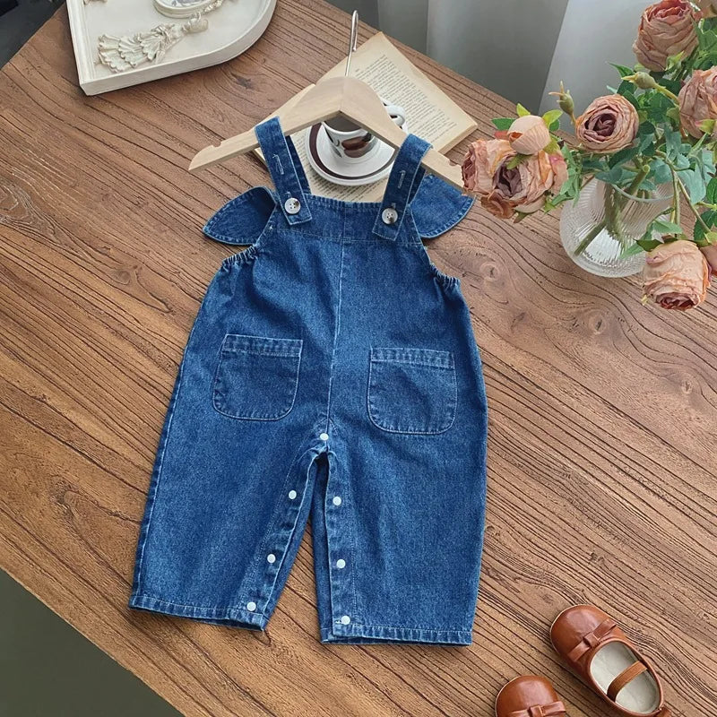 Jardineira Jeans Bebê Menina com Aplique de Coelho 6 a 24 Meses Varialle