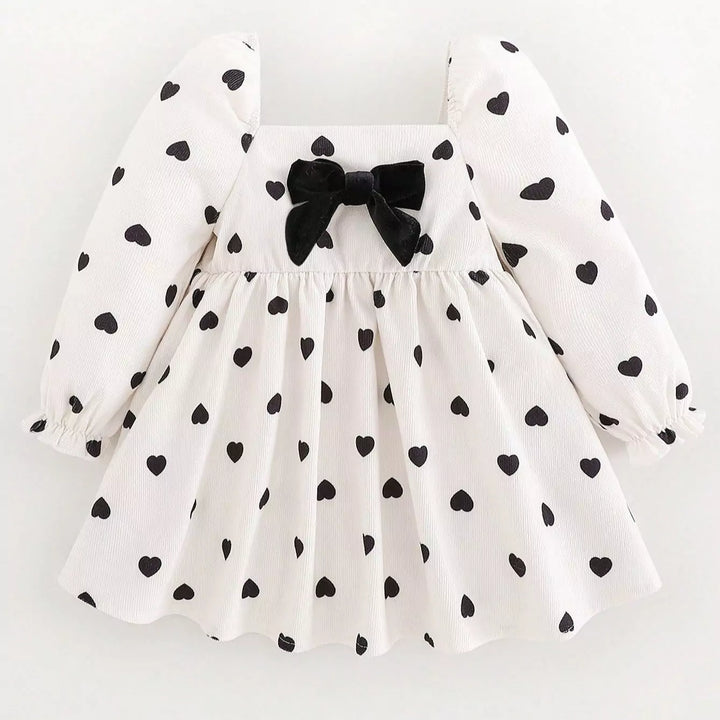 Vestido Infantil Plissado Corações Preto e Branco Manga Longa 6 Meses a 3 Anos Varialle