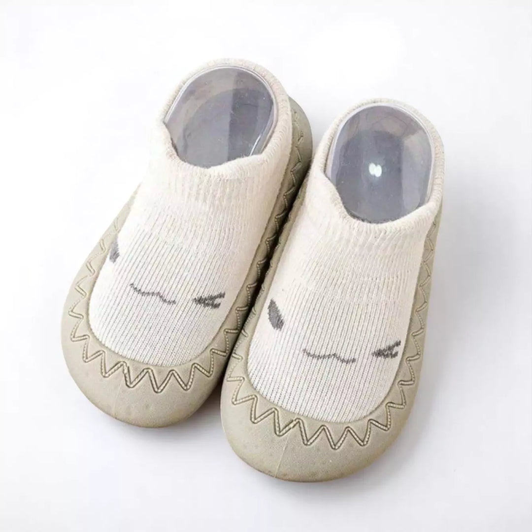 Meia com Sola Antiderrapante para Bebê – Primeiros Passos 0 a 2 Anos