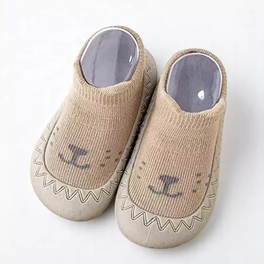 Meia com Sola Antiderrapante para Bebê – Primeiros Passos 0 a 2 Anos