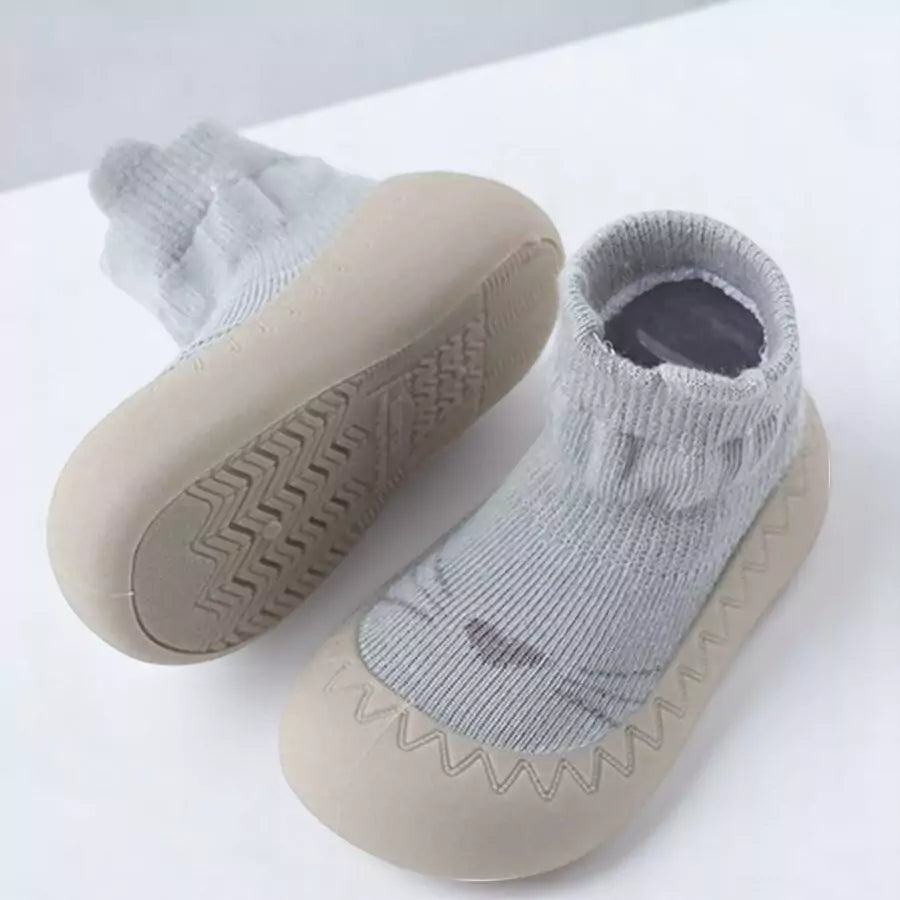 Meia com Sola Antiderrapante para Bebê – Primeiros Passos 0 a 2 Anos