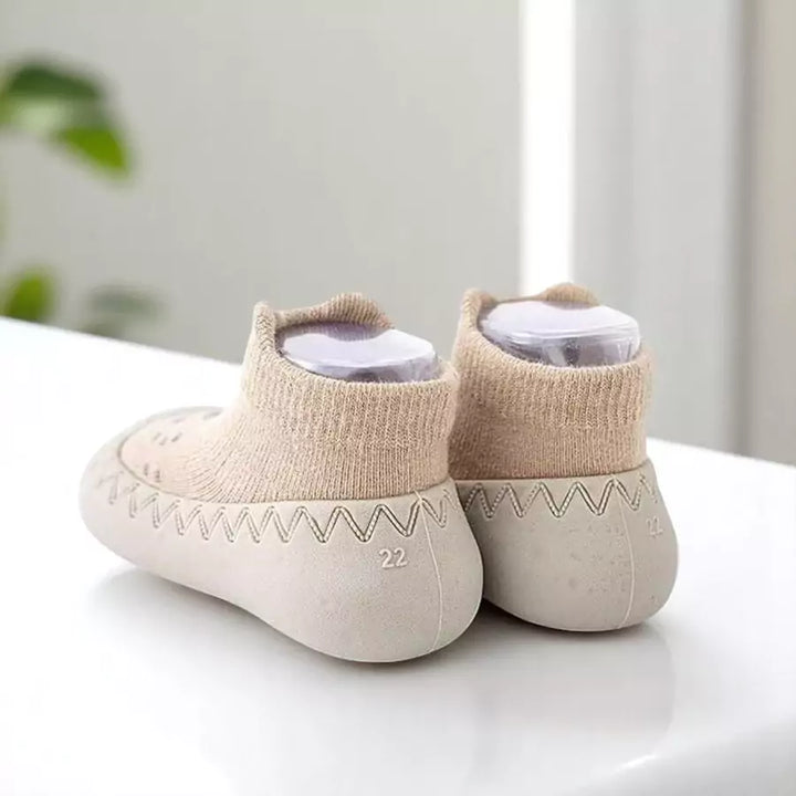 Meia com Sola Antiderrapante para Bebê – Primeiros Passos 0 a 2 Anos