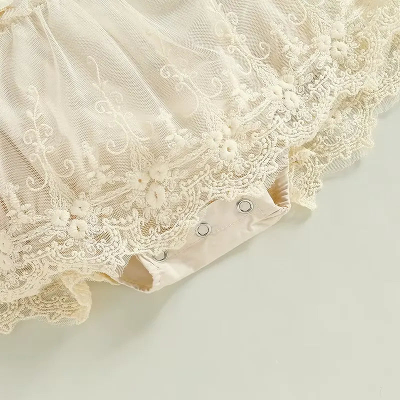 Romper de Renda Floral com Faixa - Pétalas de Algodão 0 a 18 Meses, Varialle