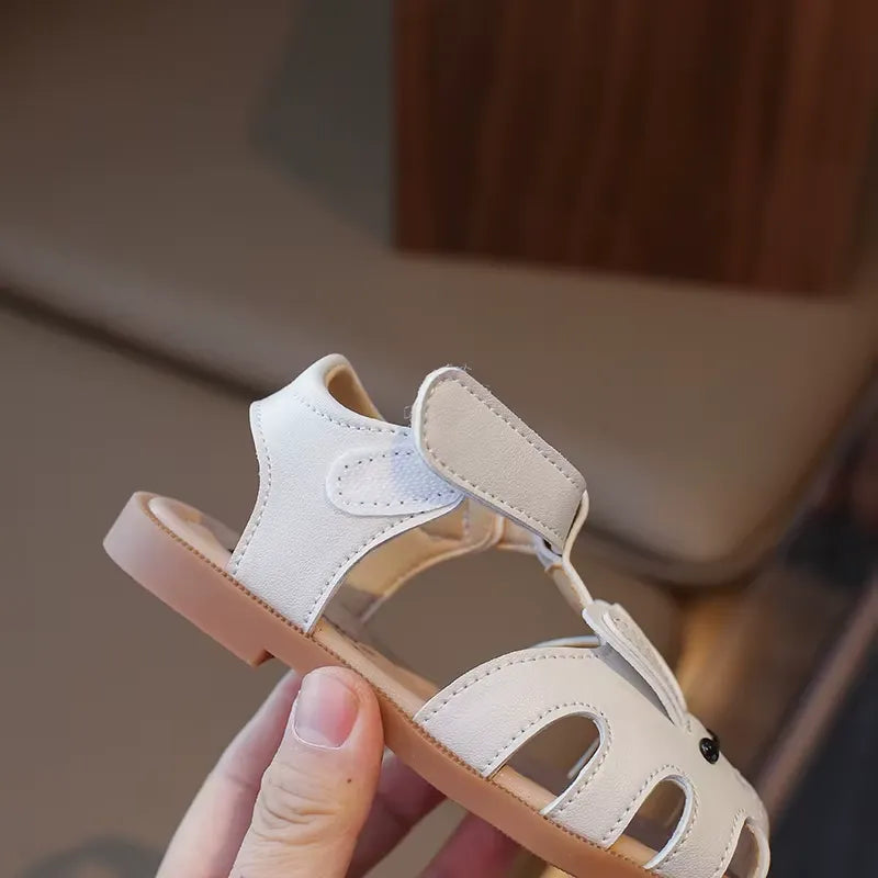 Sandália Infantil Unissex de Couro Coelhinho Estilosa e Confortável Varialle