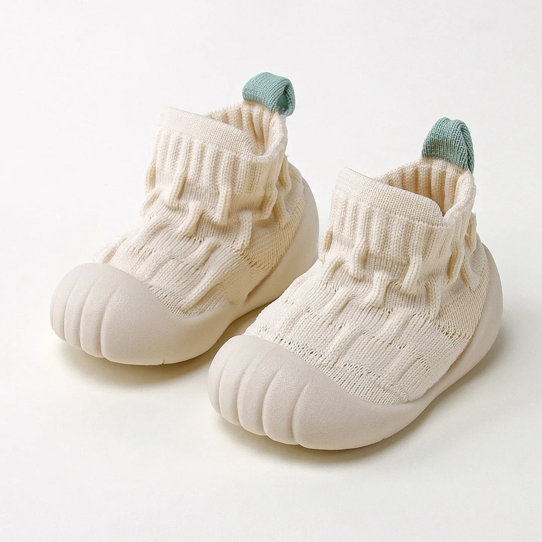 Tênis Meia Infantil Antiderrapante KickBaby Conforto Cano Alto Bege - Varialle