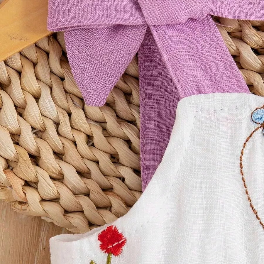 Vestido Infantil Jardim Bordado com Chapéu 6M a 3A