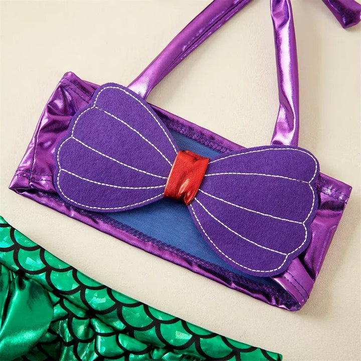 Conjunto Biquíni Infantil Sereia com Laço Roxo, Escamas Verdes e Bandana - Sereinha - Varialle