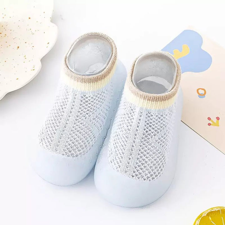 meia com sola antiderrapante respirável para bebê softstep 3 meses a 4 anos Varialle