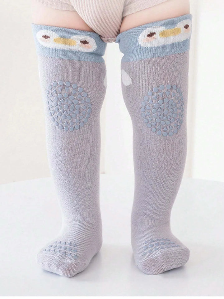 kit de 5 meias antiderrapantes para bebê com bichinhos e joelheira Varialle