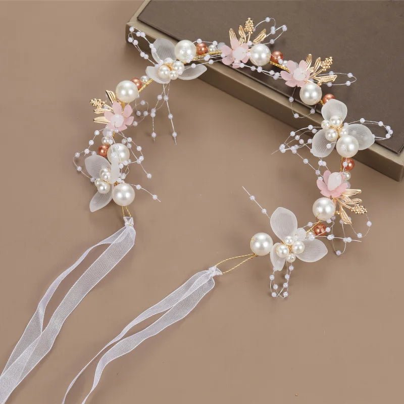 Tiara Infantil Ajustável de Pérolas e Flores - Varialle