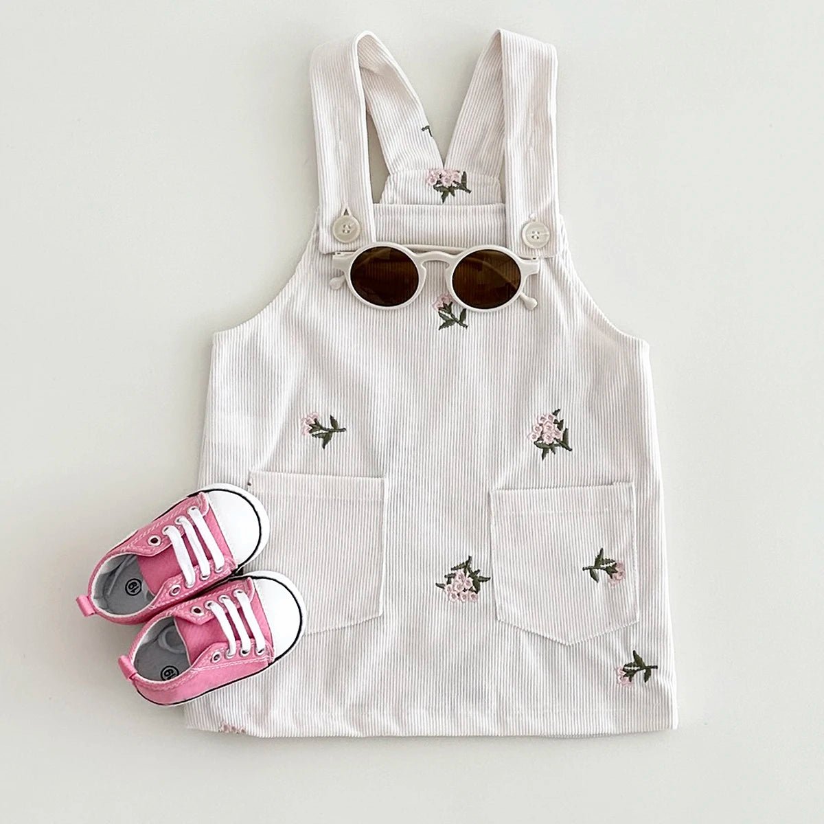 Vestido Infantil de Verão com Bordados Florais - Varialle