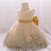 Vestido Princesa Dourado com Lantejoulas e Laço - Varialle