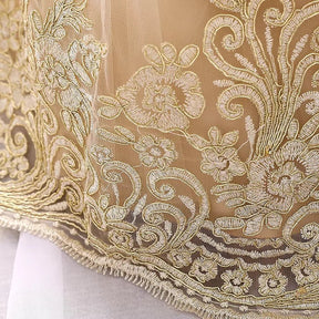 Vestido Princesa Dourado com Lantejoulas e Laço - Varialle