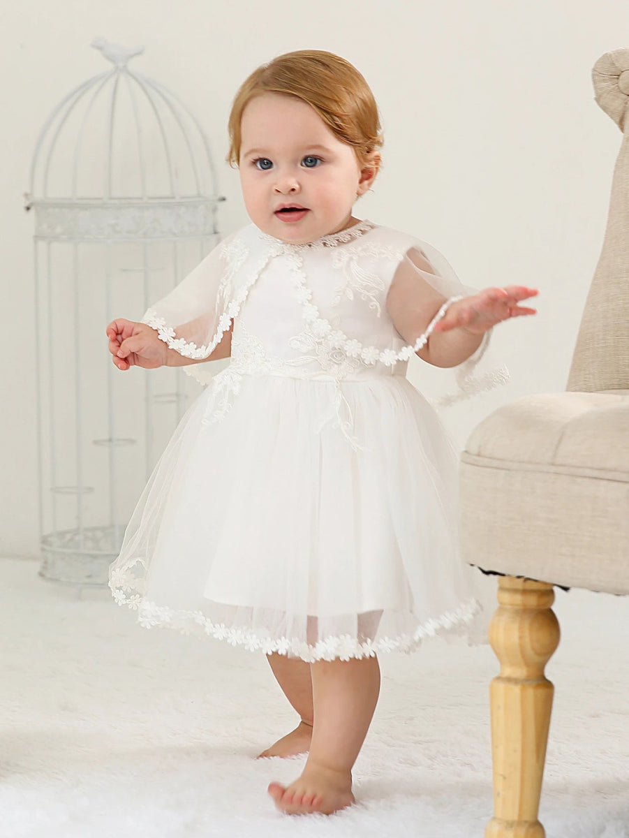 Vestido Princesa Floral de Cetim com Capuz e Capa em Renda - Varialle